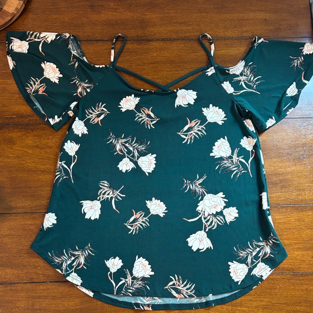 Kaileigh Dark Green Floral Cold Shoulder Blouse